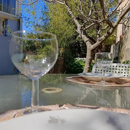 Le Petit Fabre Apartament